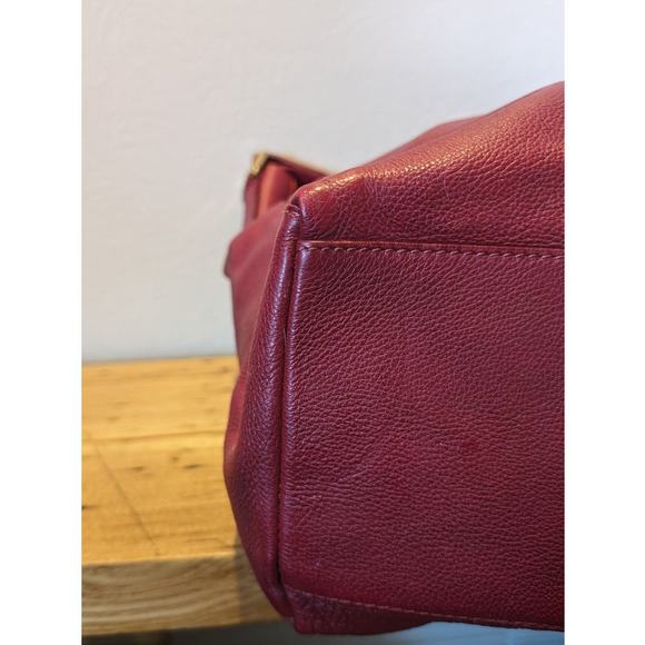 Varriale Dark Red Italian Leather Double Front Gold Zipper Bucket Shoulder Bag - Picture 10 of 15